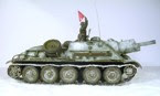 Modelo SU-122 em camuflagem de inverno.  (A.Popovich)