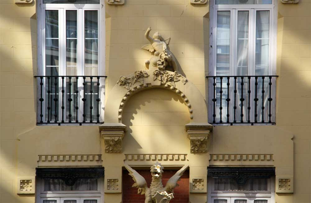 Images of House of the Dragons by Jose Maria Manuel Cortina Perez