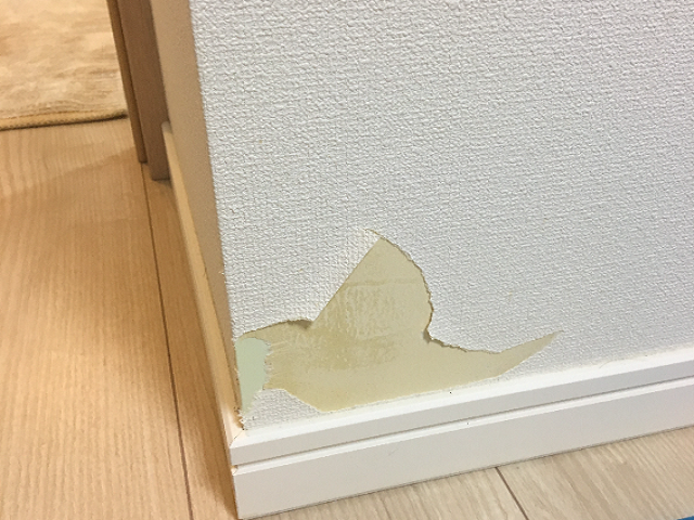 壁紙クロスに汚れ 破れがあった場合の退去時の費用負担は 札幌敷金