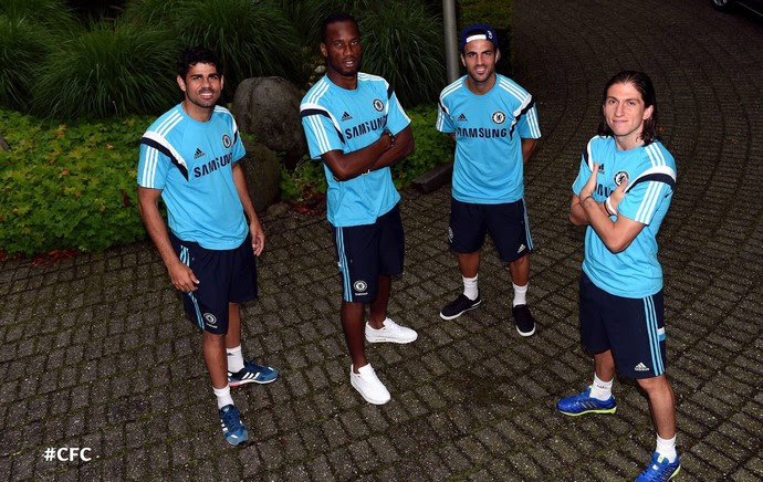 Drogba,Diego Costa, Filipes Luiz e Fábregas Chelsea (Foto: Reprodução/Facebook)