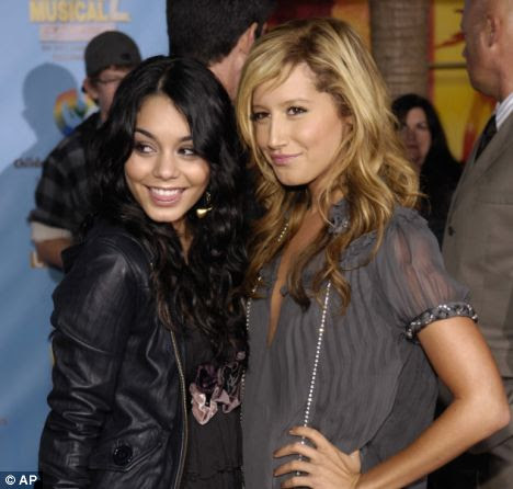 vanessa hudgens ring. Vanessa Hudgens, left