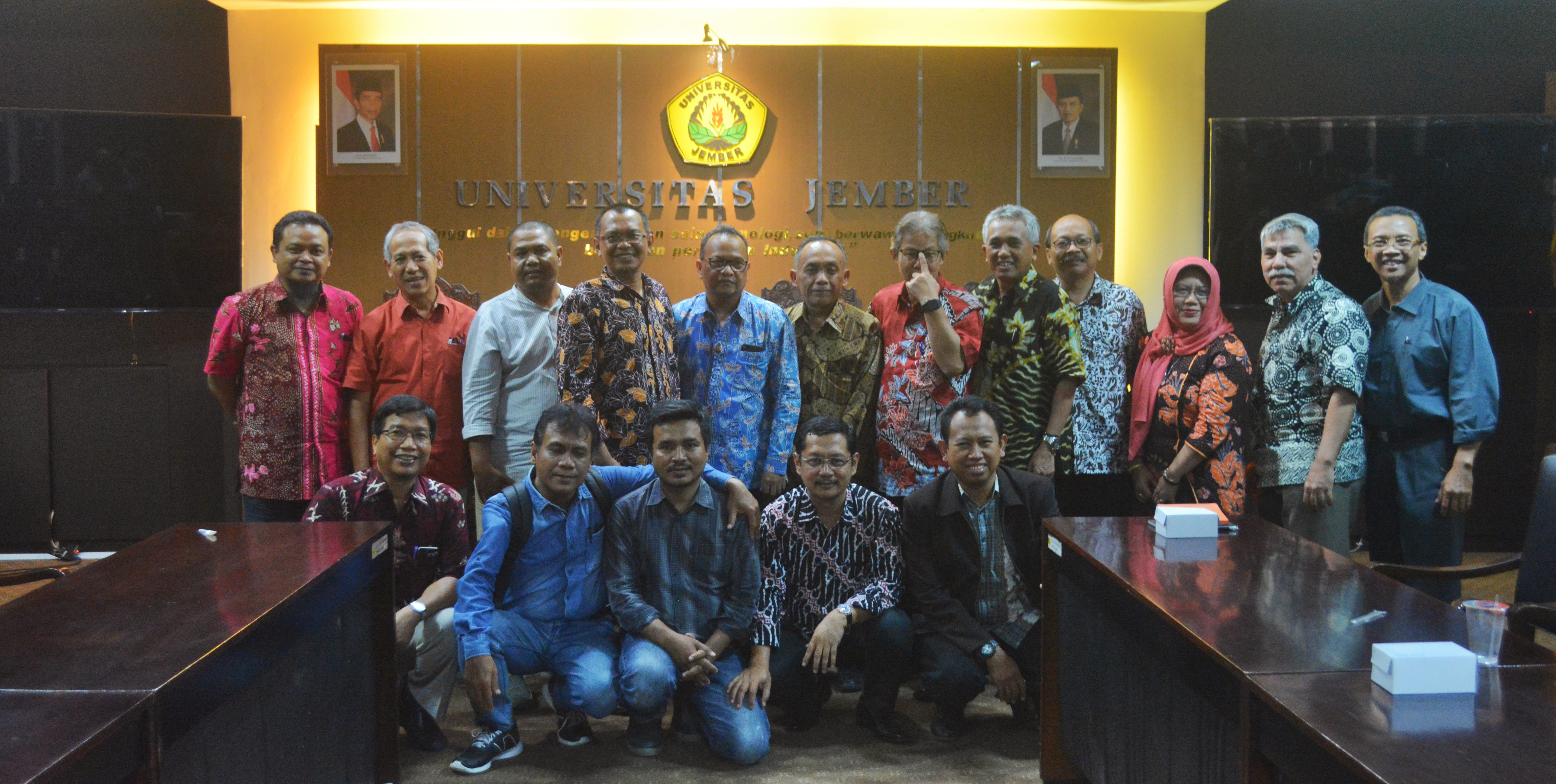 Workshop Menemukan Keungulan UNEJ dan Strategi Brandingnya ...