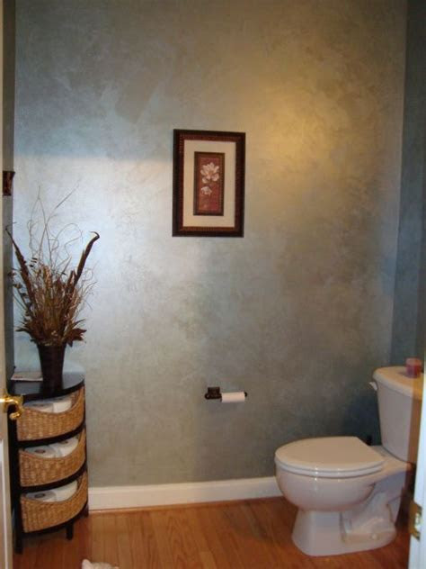 You may be willing to part with your unwanted or old gold jewelry to add some cash to your wallet. Elegant Powder Room | Metallic paint walls, Silver paint