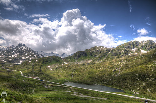 Crossing over Gotthard with Photomatix by Prozac74