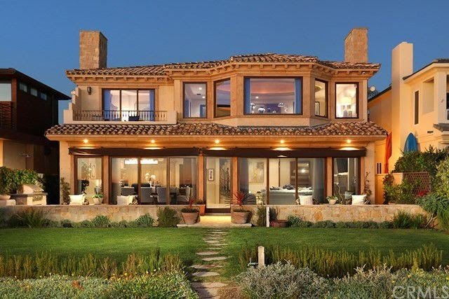 $11.3 million beach front home in Newport