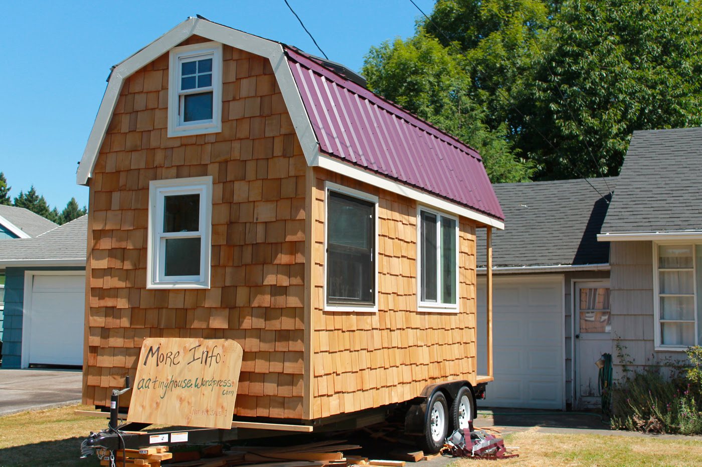 Grad student builds her own �tiny house'