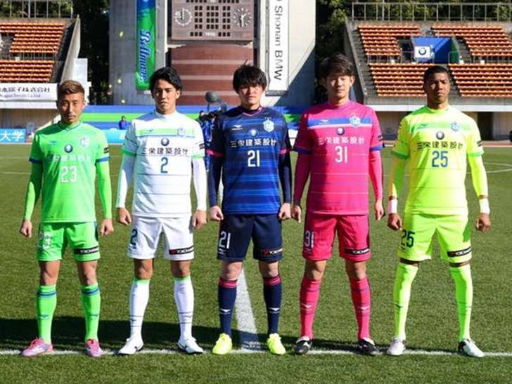 湘南ベルマーレ 16年penalty新ユニフォーム ホーム アウェイ 発表 胸スポンサーは昨年までマリノス スポンサーだったあの会社 Football Shirts Voltage Com サッカー各国代表 クラブユニフォーム