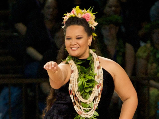 Miss Aloha Hula 2009 - Cherissa Henoheanapuaikawaokele Kane