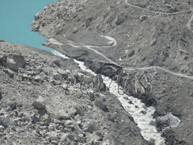 http://pamirtimes.files.wordpress.com/2010/06/spillwaynew1.jpg?w=640&h=480