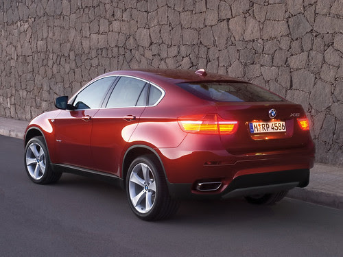 BMW X6 Road Photos