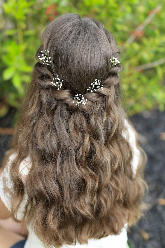 Hairstyles Girls For Wedding / 33 Cute Flower Girl Hairstyles (2020 Update) | Wedding Forward - This trend undoubtedly marked the braids and the medieval spirit.