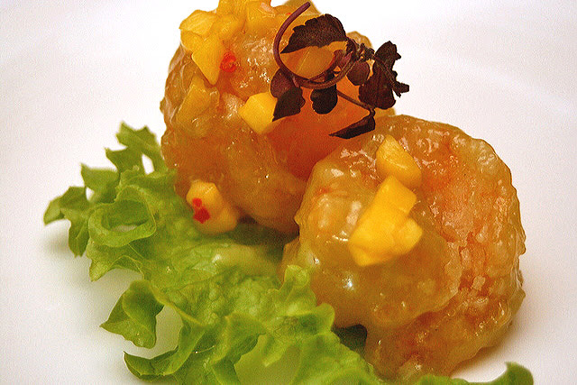 Deep-fried prawn coated with wasabi mayonnaise
