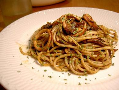 イカワタ濃厚トマトソースパスタ ビストロパパ パパ料理のススメ