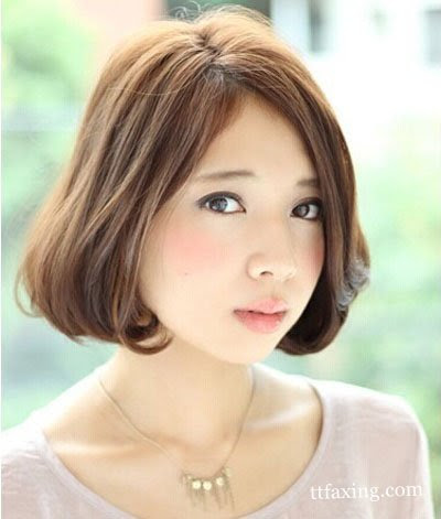 短发梨花烫发型图片做甜美百变小天后 流行发型 天天发型网 Ttfaxing Com