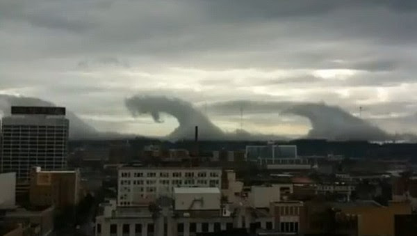 perierga.gr - Ένα απίστευτο τσουνάμι από... σύννεφα!