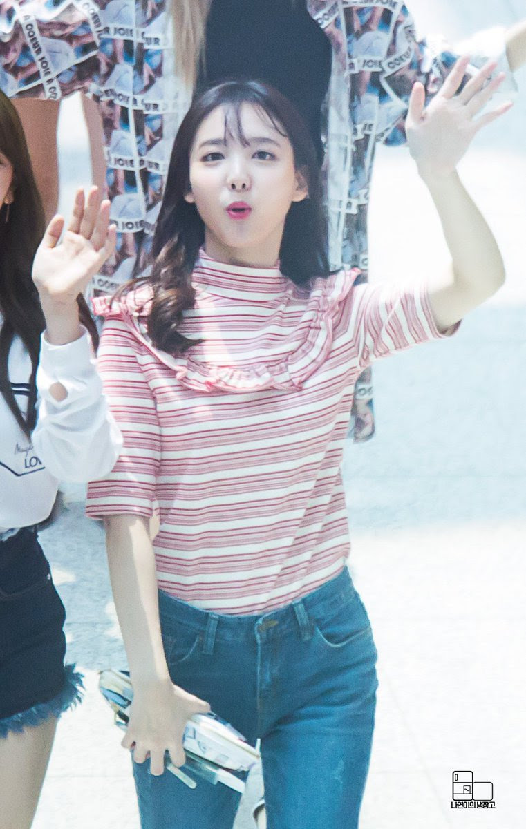 임나연 NAYEON TWICE 트와이스 나연이 뮤직뱅크 성덕 JYP 무대천재 NATION 영상 lolguyss