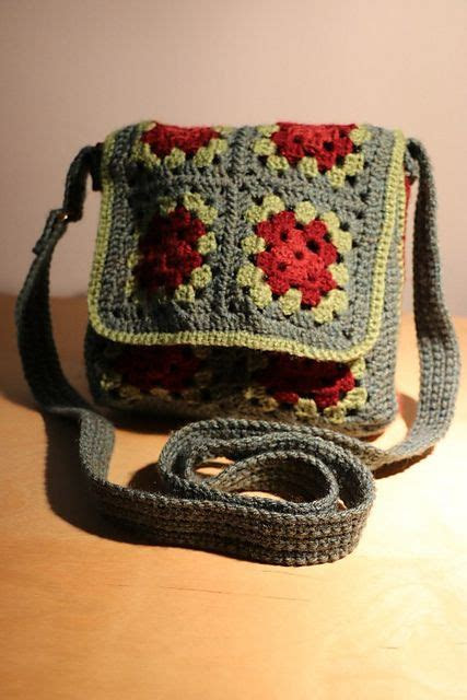 ravelry granny square messenger bag pattern judith