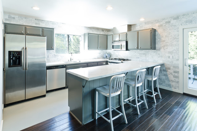  Modern grey and white kitchen Modern Kitchen los 