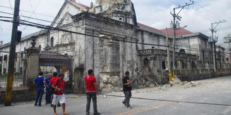 The Basilica of the Holy Child in Cebu, the Philippines' oldest church, lost its bell tower. Photo / AP 