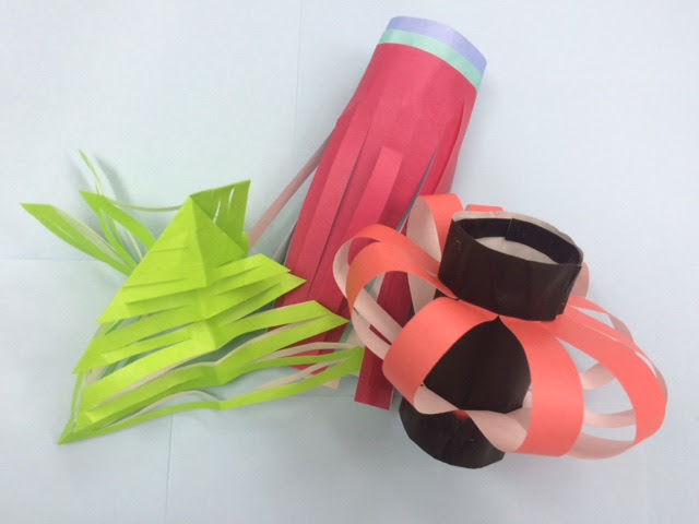 七夕飾り折り紙で子供も簡単 投網 提灯 吹き流し の作り方 金魚のおもちゃ箱