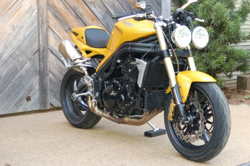 Buy 2006 Triumph Speed Triple 1050, like NEW, LOW on 2040 ...