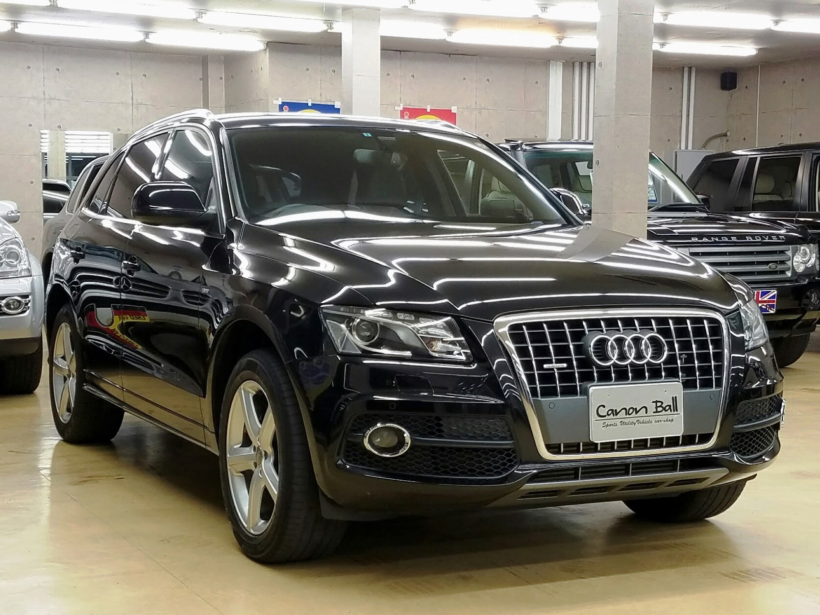 アウディｑ５ 中古車詳細 ボルボ中古専門店 キャノンボール ２ ０ｔｆｓｉ クワトロ ｓラインパッケージ装着車 専用エクステリア インテリア ｍｍｉ 地デジフルセグｔｖ