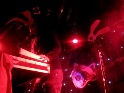 Sleep Party People performing Ten Feet Up live at Madame Jojo's Sleep Party People performing Ten Feet Up live at Madame Jojo's