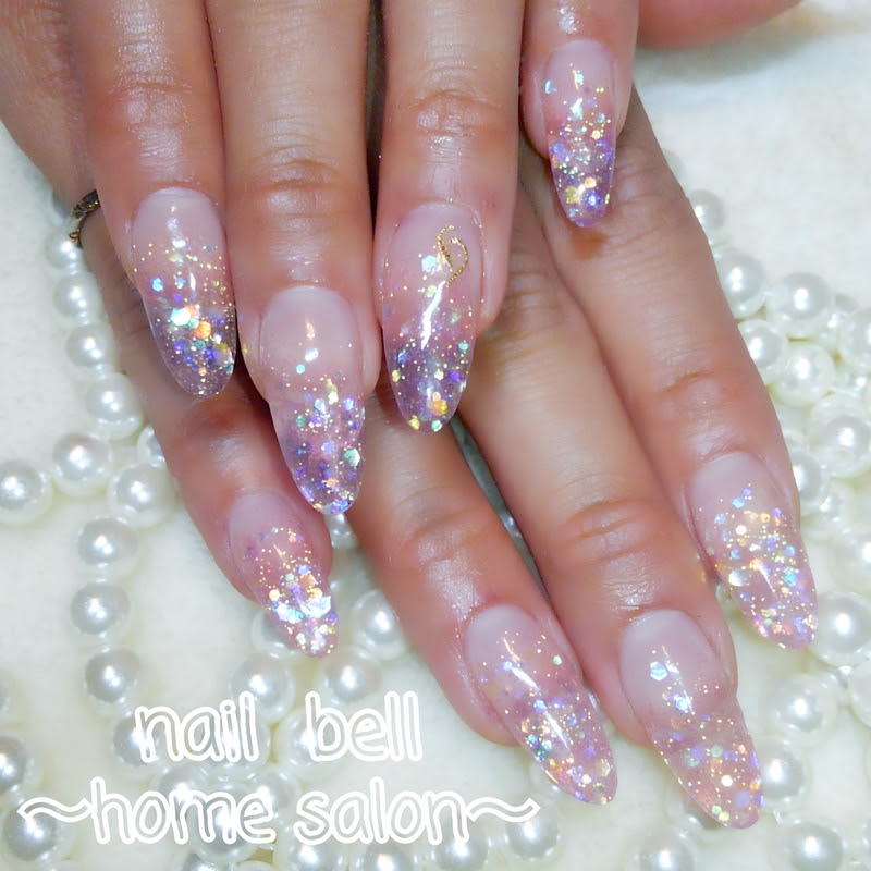 ラメグラスカルプネイル Nail Bell ネイルベル 相模原市田名 ネイルベル Nail Bell さいとうりな のネイル ネイルクルー
