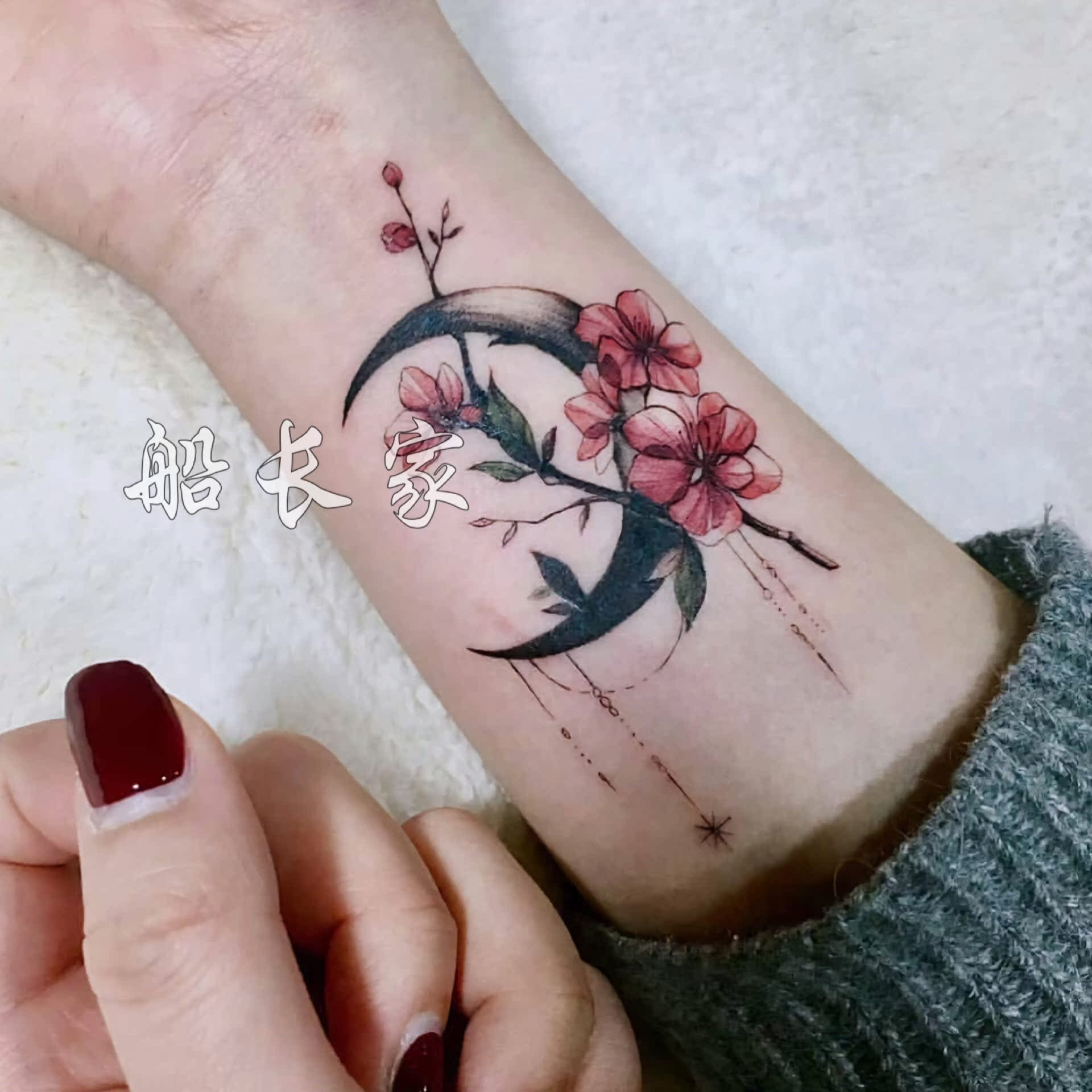 纹身花花朵 万图壁纸网