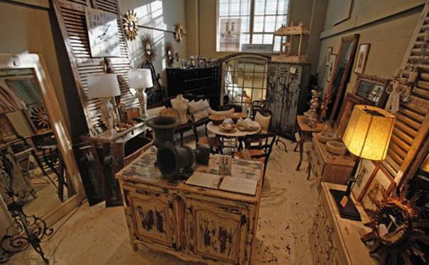 Antique shops arundel Sydney