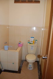 Inspirasi 26+ Interior Kamar MandiKecil