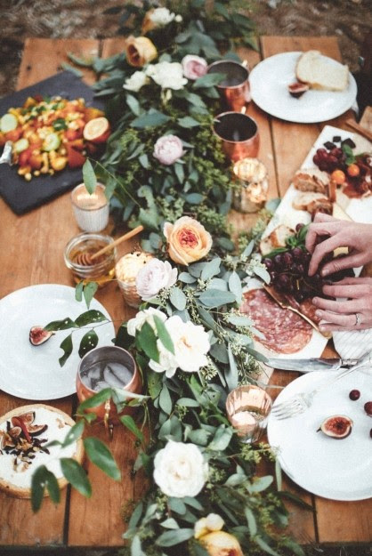 Dinner Party Setup : Children's dinner party setup | Party setup, Table ... / As if preparing the food for a dinner party wasn't stressful enough, there's also the struggle of setting the table correctly.