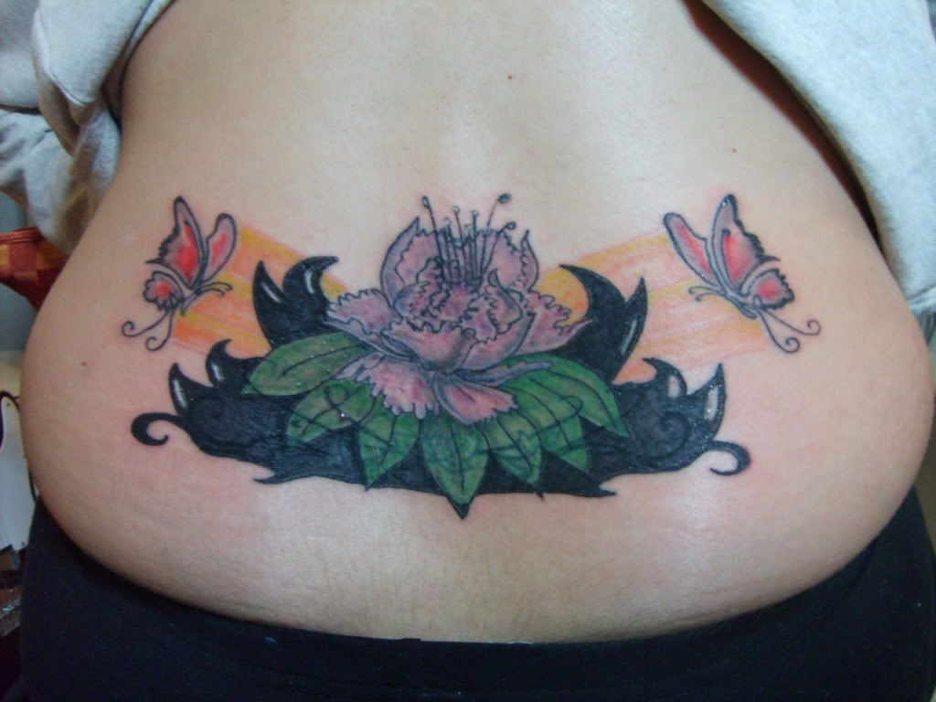 Female Lower Back Tattoo Gallery Pictures 1