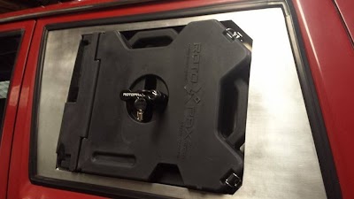 Jeep Xj Rear Window Rotopax