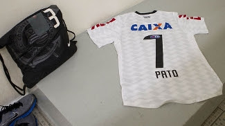 Pato é uma das esperanças de gols do time alvinegro na Libertadores