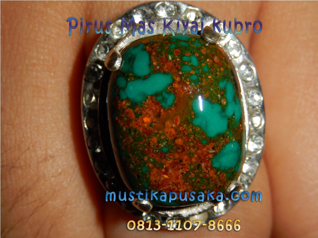 Cincin Pirus Urat Mas Langka ( Mustika Kiyai Kubro )
