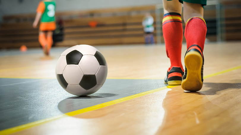 サッカー上達にも効果大 子供がフットサルを練習するメリットとは Spaia スパイア