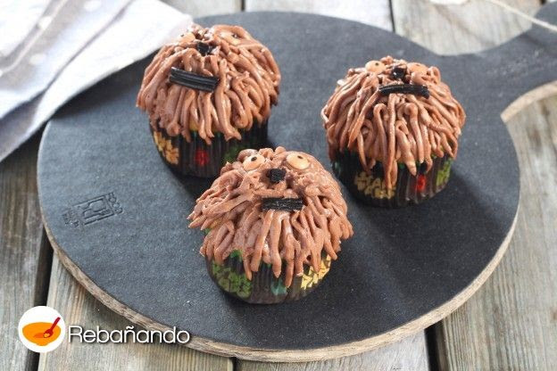 Chewbacca Cupcakes