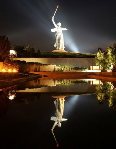 10 Monumen Paling Menakjubkan di Dunia