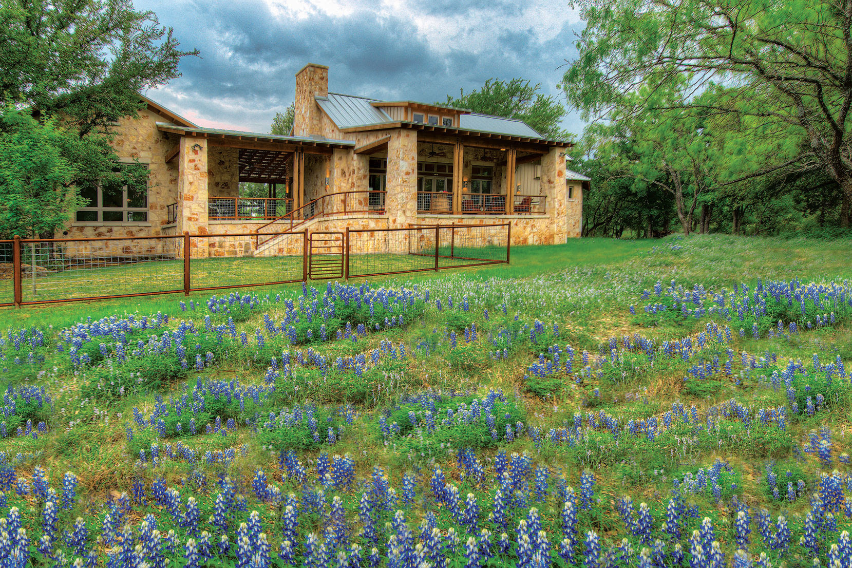 A Texas Hill Country Escape - Cowboys and Indians Magazine