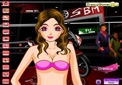 Promo Model Dress Up