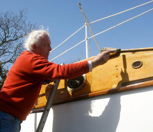 8 ways to maintain flawless varnish coatings - boats.com