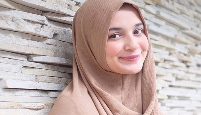 Berhijab Syari 5 Seleb Ini Terlihat Lebih Cantik Jadiberitacom