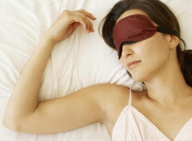Ausência de horário regular para dormir pode levar a distúrbios de sono, alerta especialista