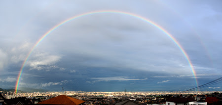 虹のアーチのフリー写真素材 天体写真の世界