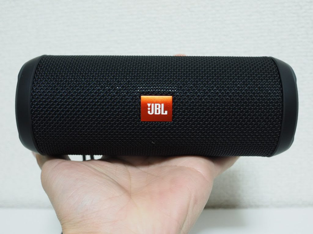 レビュー 車でbluetoothスピーカーの使い方 レンタカーや営業車におすすめ品も紹介