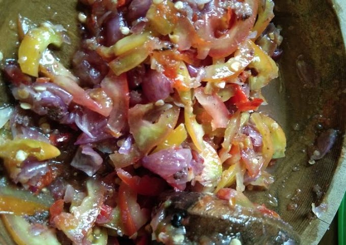 Resep: Sambal mentah terasi khas madura yang Enak!