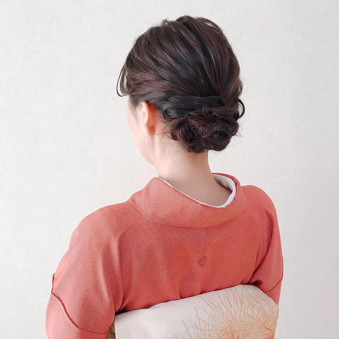 お茶会に行かれる３０代ミディアムヘア和装シニヨンスタイル ヘアセット 着付け専門店three Keys 福岡天神の着物レンタルが出来るサロン