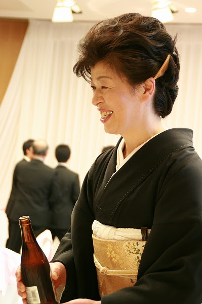 結婚式 母親 髪型 ショート 美しい髪