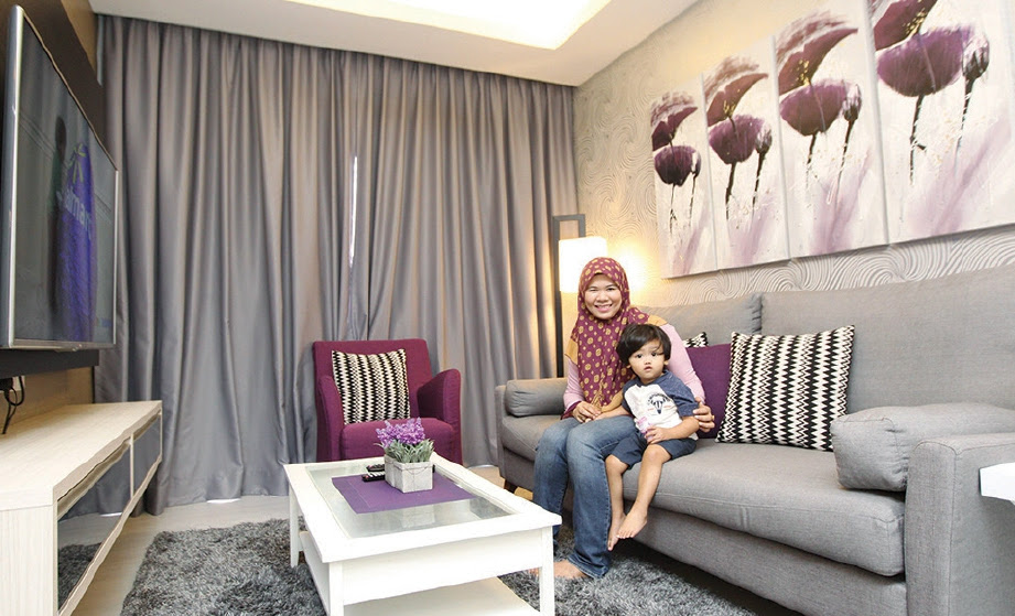 Cara Hias Ruang Tamu Rumah Flat Desainrumahid com Cara Hias Ruang Tamu Rumah Flat Desainrumahid com